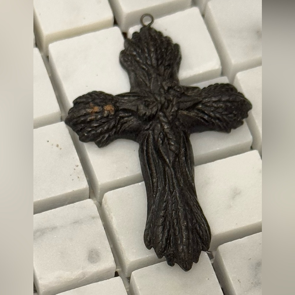 Antique Black Forest Carved Wood Cross Pendant – Rustic Religious Relic
